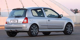 RENAULT CLIO 2.0 Sport August 2004