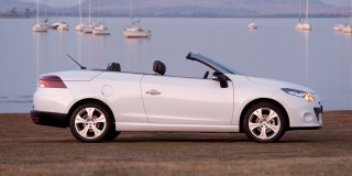 RENAULT MEGANE COUPE CABRIOLET 1.4 TCE Dynamique November 2010