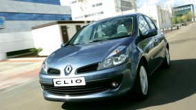 RENAULT CLIO 3 1.6 Dynamique 5-DOOR