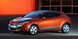 RENAULT MEGANE COUPE 1.4 TCE Dynamique + Satnav February 2010