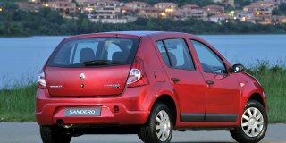 RENAULT SANDERO image 1