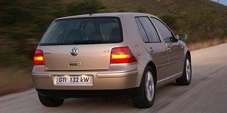 VOLKSWAGEN GOLF 1.8 GTI (132kw)