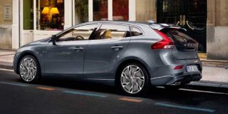 VOLVO V40 T3 Excel