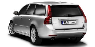 VOLVO V50 T5