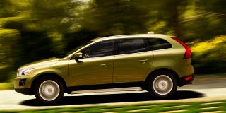 VOLVO XC60 2.4 D FWD